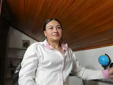 mariana_carter from StripChat is Freechat