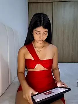 MarianaBlaze from StripChat is Freechat