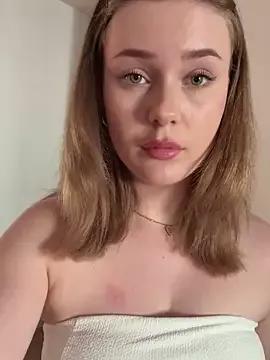 MaribelRiver from StripChat is Freechat