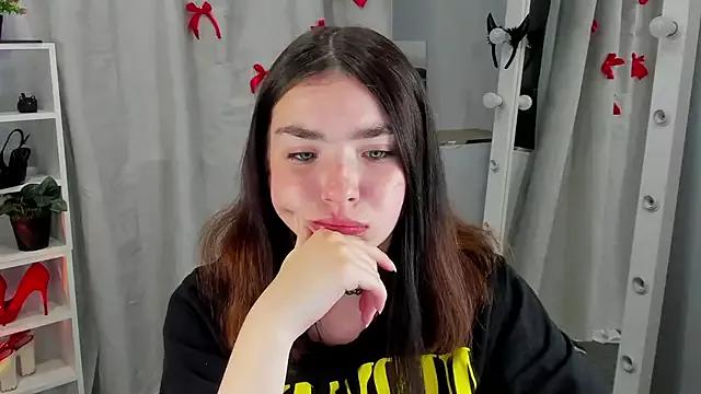 Marissa_Garcia from StripChat is Freechat