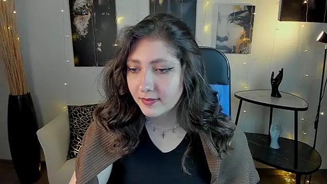 Mary_Miiller from StripChat is Freechat