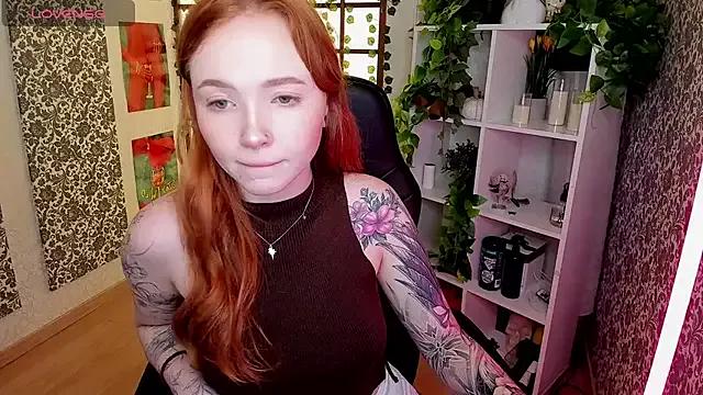 Maya_Light from StripChat is Freechat