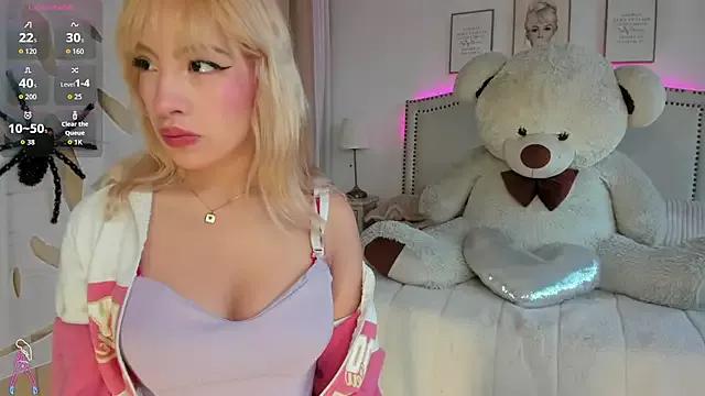 Checkout the world of free chat sex and chat with our steamy slutz, bringing your cherished characters to life with authentic outfits and live productions.