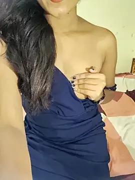 Photos of Meenakshi_ from StripChat is Freechat