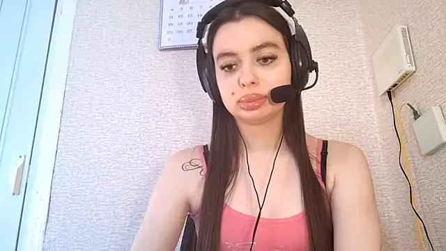 MeggyDolly from StripChat is Freechat
