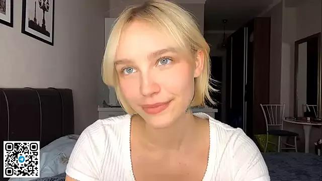 MelodyImam from StripChat is Freechat