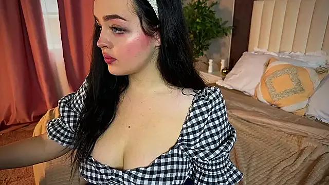Meowrora from StripChat is Freechat