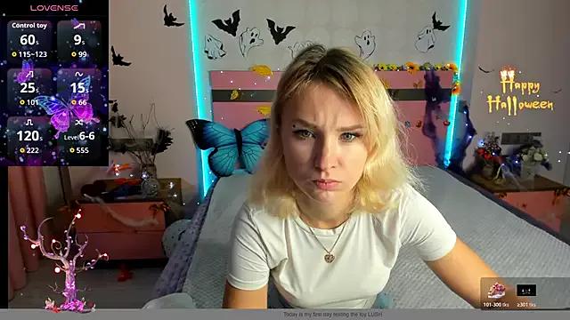 MeryMidnight from StripChat is Freechat