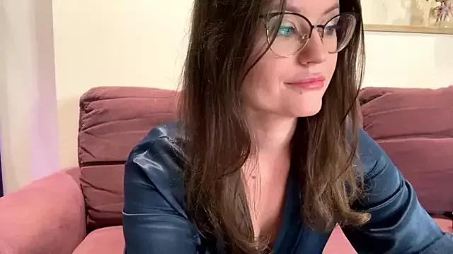 mia_shine_bright_wow from StripChat is Freechat