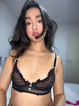 Photos of MiahWindsor from StripChat is Freechat