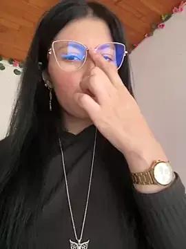 MiaSalinas from StripChat is Freechat