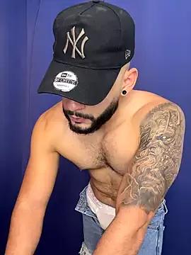 Mike_savage3 from StripChat is Freechat