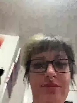 mikittyy from StripChat is Freechat