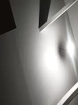 Milf-_-Hunter from StripChat is Freechat