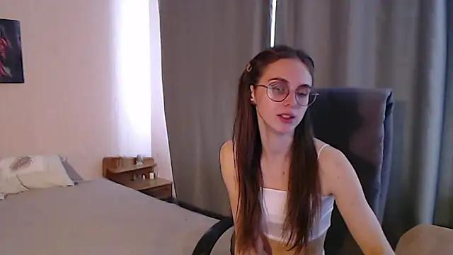 Milka-319 from StripChat is Freechat