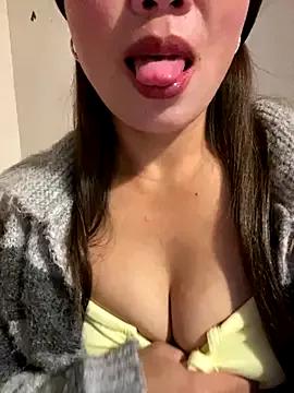 Milky-milk from StripChat is Freechat