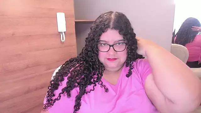 MilleyCollins from StripChat is Freechat