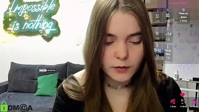 MiraaBloom from StripChat is Freechat