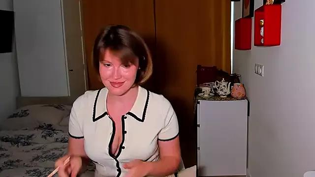 mirrorofsoul from StripChat is Freechat