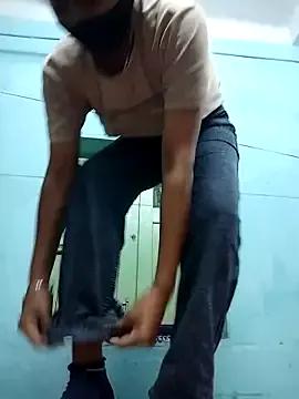 Miss_tinaaa from StripChat is Freechat