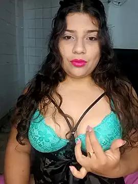 missluna_j from StripChat is Freechat