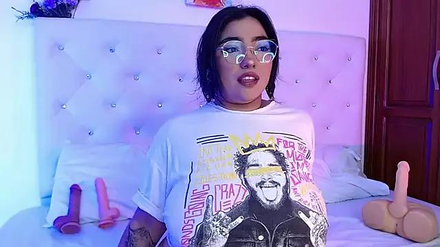 Checkout the world of free chat sex and chat with our steamy slutz, bringing your cherished characters to life with authentic outfits and live productions.