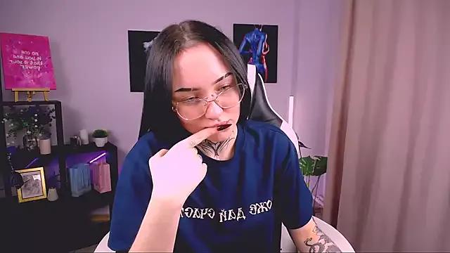 Checkout the world of free chat sex and chat with our steamy slutz, bringing your cherished characters to life with authentic outfits and live productions.