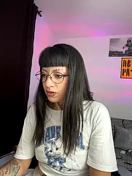 mollyyyp_ from StripChat is Freechat