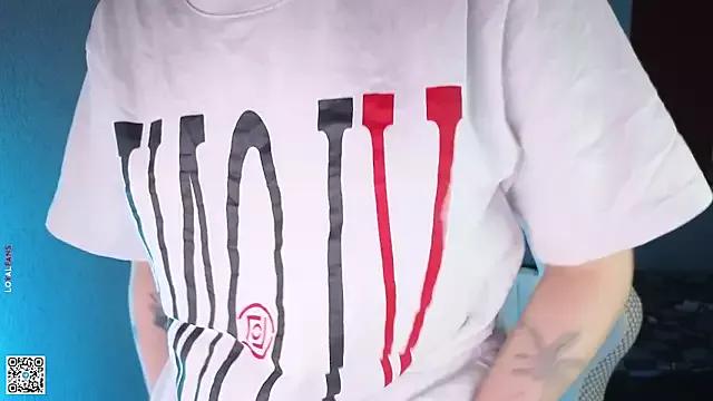 Checkout the world of free chat sex and chat with our steamy slutz, bringing your cherished characters to life with authentic outfits and live productions.