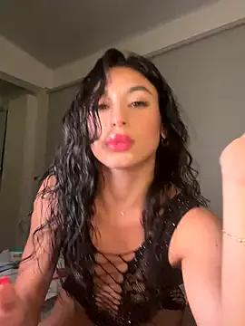 MonicaSalvatore from StripChat is Freechat