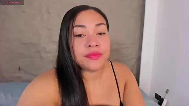Monika-Ruiz from StripChat is Freechat