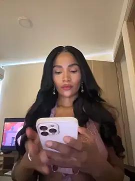 moonlight_j from StripChat is Freechat