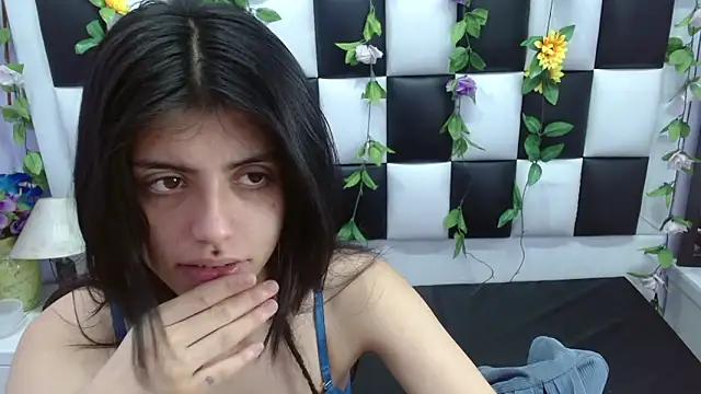 Morgana_Smit from StripChat is Freechat