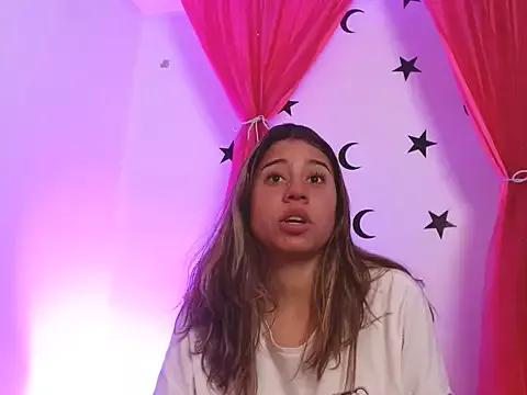 mrachellcriss303av from StripChat is Freechat