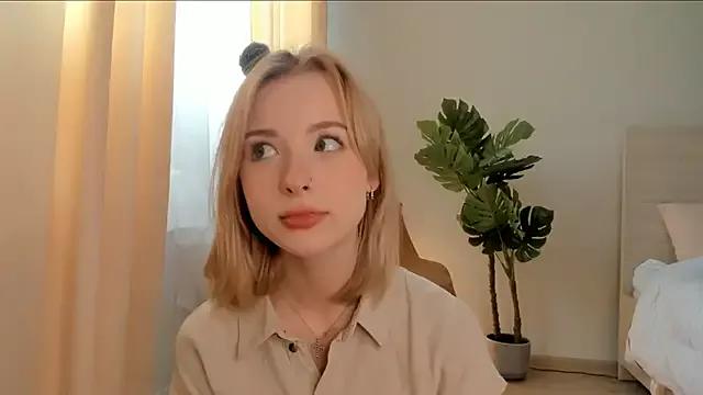Nana_Wilson from StripChat is Freechat