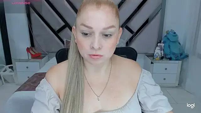 natalia5560 from StripChat is Freechat