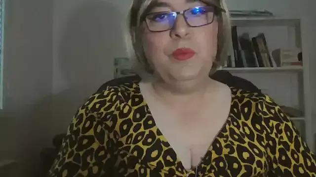 Checkout the world of free chat sex and chat with our steamy slutz, bringing your cherished characters to life with authentic outfits and live productions.