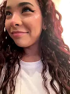 NatalieHeaveen from StripChat is Freechat