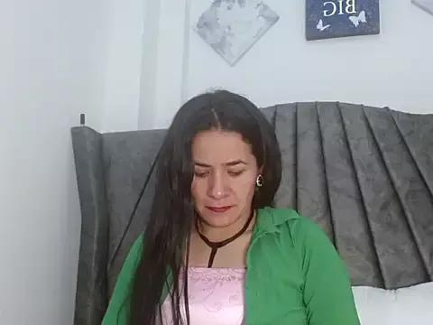 natasha_pearl1 from StripChat is Freechat