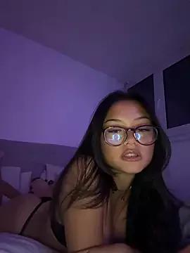 NaughtyNicoleee from StripChat is Freechat