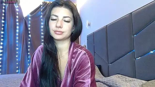 NessyStar from StripChat is Freechat
