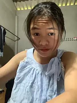 Photos of NhuFox from StripChat is Freechat