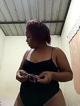 NickiiiNova from StripChat is Freechat