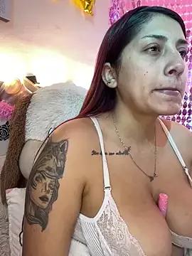 Nicol_V from StripChat is Freechat