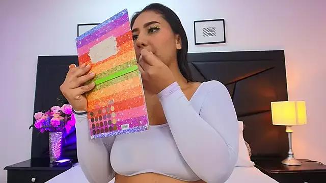 Nicole_Hills_ from StripChat is Freechat