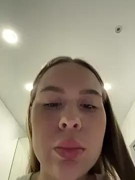 Nicole_Loving from StripChat is Freechat