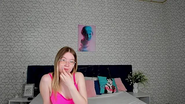 Nika_Floy from StripChat is Freechat
