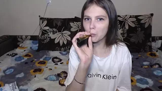 Nika_Shiny from StripChat is Freechat