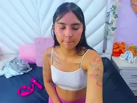 Nina_Velvet from StripChat is Freechat