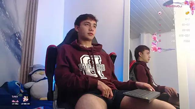 Noah_Slim from StripChat is Freechat